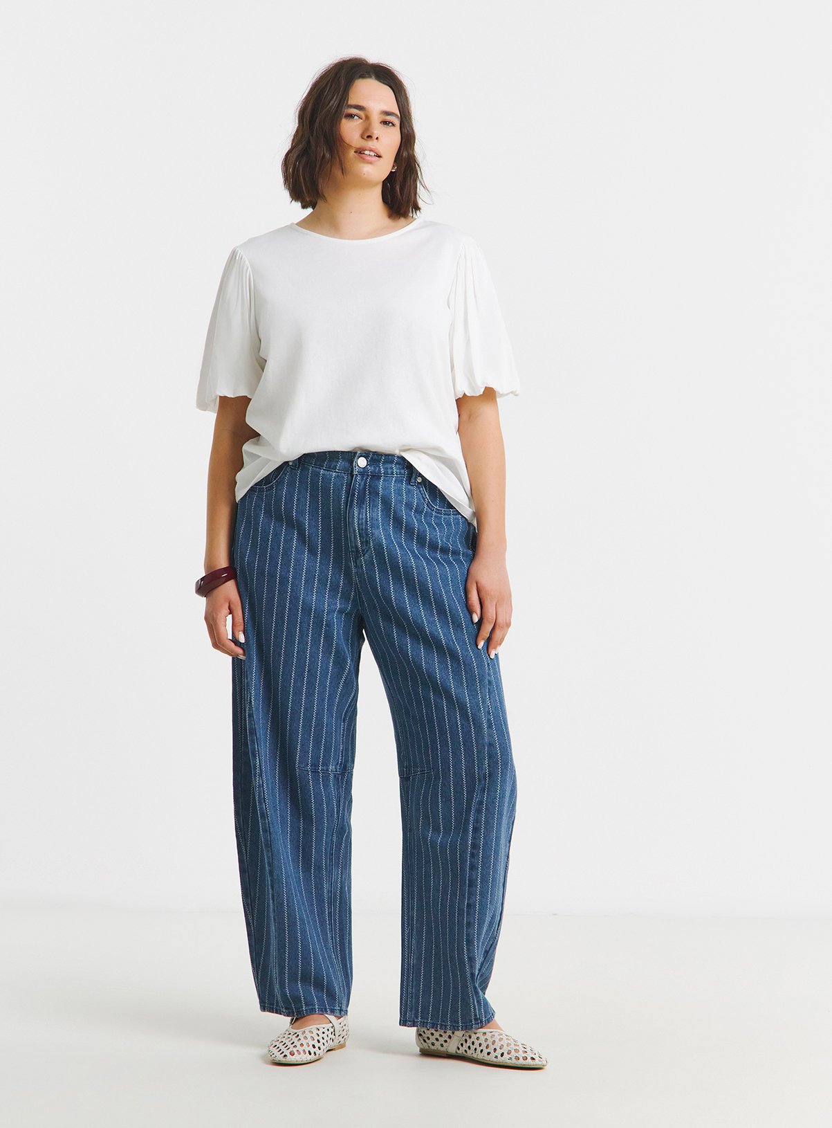 SIMPLY BE Blue Jacquard Denim Stripe Barrel Jeans Co Ord 28 - Image 3 thumbnail